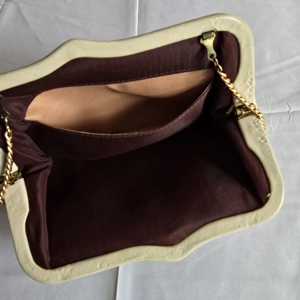 Vintage Purses Bundle 2 Pack Cream Leather Shoulder Bag,Beaded Pearl Clutch - Picture 4 of 12
